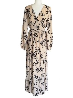 Bohme Long Wrap Maxi Dress in Floral Black & Cream Women's Size S Small